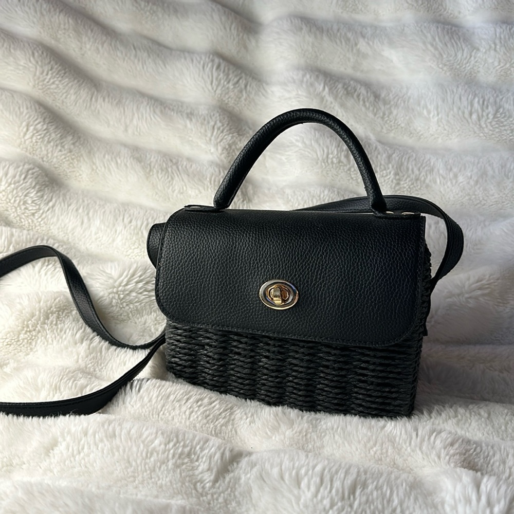 Black Raffia bag